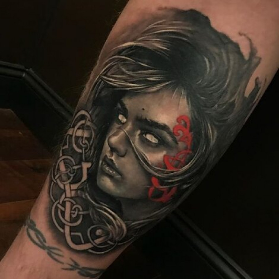 Краска World Famous Tattoo Ink Sarah Miller's Valhalla Portrait Set (16 пигментов)
